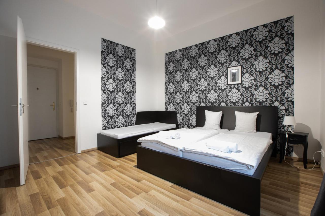 Old Strand Spirit Prague Luaran gambar